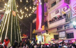 u00c1rbol de Navidad en Alepo (Siria) / Foto: Alexandre Goodarzy (SOS Chru00e9tiens du00b4Orient) 