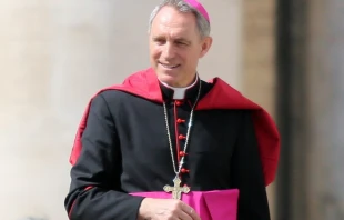 Imagen referencial de Mons. Gu00e4nswein. Cru00e9dito: ACI Prensa 