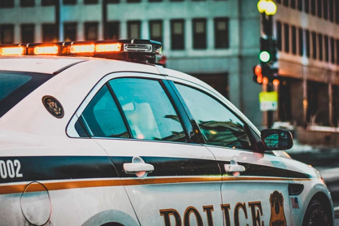 Arrestan a 2 sacerdotes hallados en actos homosexuales en Estados Unidos