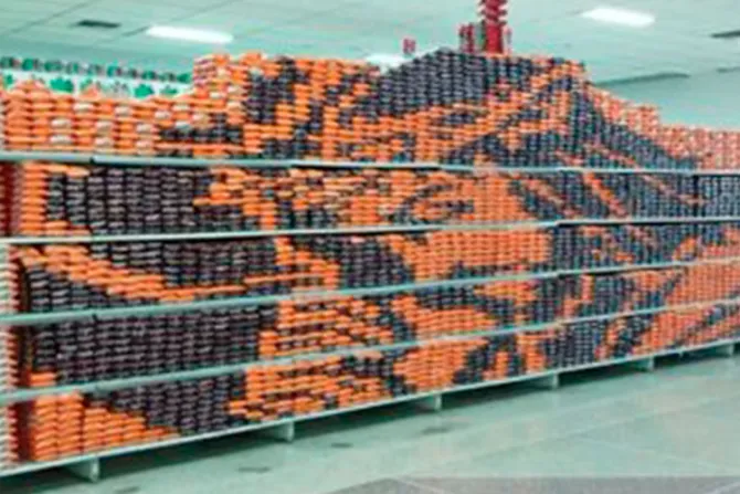 [VIRAL] Trabajador de supermercado recrea imagen de Jesús con paquetes de arroz