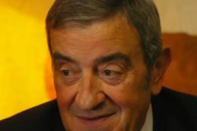 Fotógrafo personal de Juan Pablo II dice que el Papa es un santo