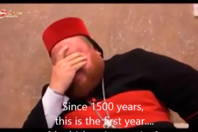 [VIDEO] Arzobispo iraquí llora: Por primera vez en 1500 años no pueden celebrar a su santa