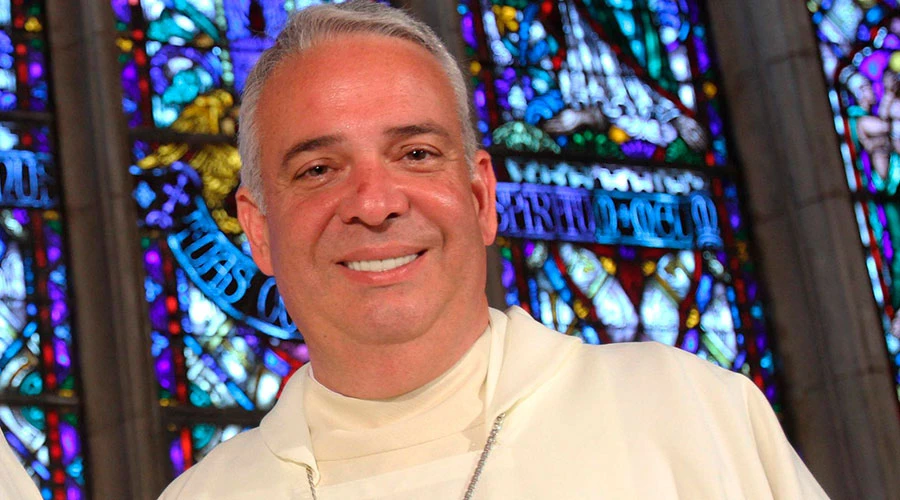 Mons. Nelson Pérez / Crédito: Gregory A. Shemitz/The Long Island Catholic?w=200&h=150