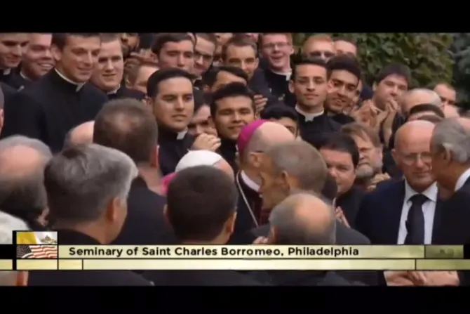 VIDEO: Papa Francisco y seminaristas cantan “Feliz cumpleaños” al Arzobispo de Filadelfia