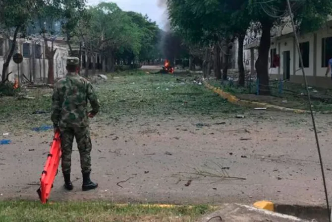 Iglesia condena atentado en Colombia que dejó más de 30 heridos