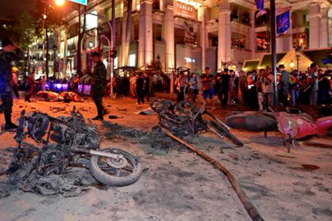 Atentado en Tailandia: Pésame y oraciones del Papa Francisco