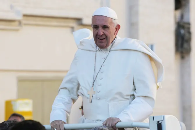 Papa Francisco pide llevar a los más débiles la ternura y cercanía de Dios