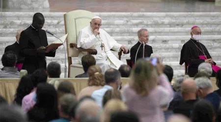 El Papa da consejos para acompañar y consolar a las víctimas del COVID-19