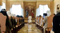 Audiencia del Papa Francisco con la Orden del Santísimo Salvador de Santa Brígida y de las Misioneras Combonianas, este 22 de octubre. Crédito: Vatican Media.