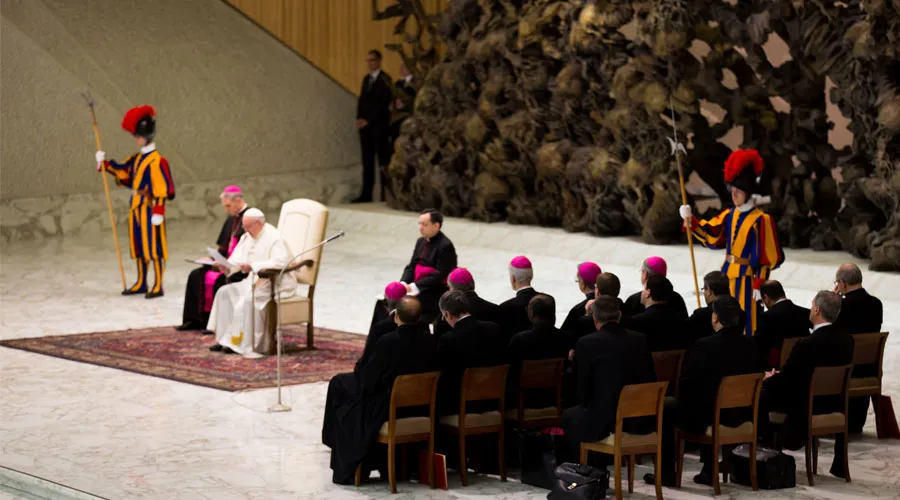 El Papa Francisco en la Audiencia General. Foto: Daniel Ibañez / ACI Prensa?w=200&h=150