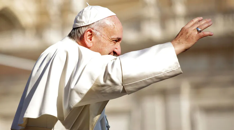 El Papa Francisco durante la Audiencia General en el Vaticano. Foto: Lucía Ballester (ACI Prensa)?w=200&h=150