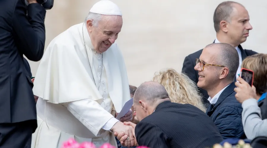 Papa Francisco asegura que descartar a los ancianos “es un pecado grave”  