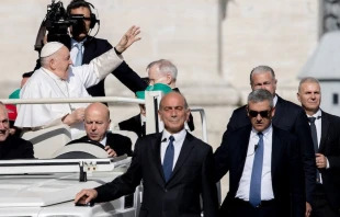 Imagen del Papa Francisco antes de ser ingresado este 7 de junio. Cru00e9dito: Daniel Ibu00e1u00f1ez/ACI Prensa. 