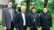 De izq. a der: Mons. Pierre Jubinville, Mons. Adalberto Martínez Flores, Mons. Amancio Benitez y P. Celso Torres. / Foto: Comunicaciones CEP