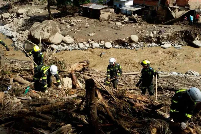 Iglesia en Colombia asiste a víctimas de avalancha en Antioquia