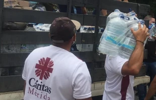 Labor solidaria de Cu00e1ritas en Mu00e9rida, Venezuela, tras las lluvias. Cru00e9dito: Cu00e1ritas Mu00e9rida. 