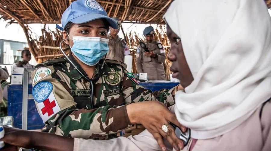 Fuerzas de la ONU proporcionan ayuda en Sudán. Foto: Flickr United Nation Photo (CC BY-NC-ND 2.0)