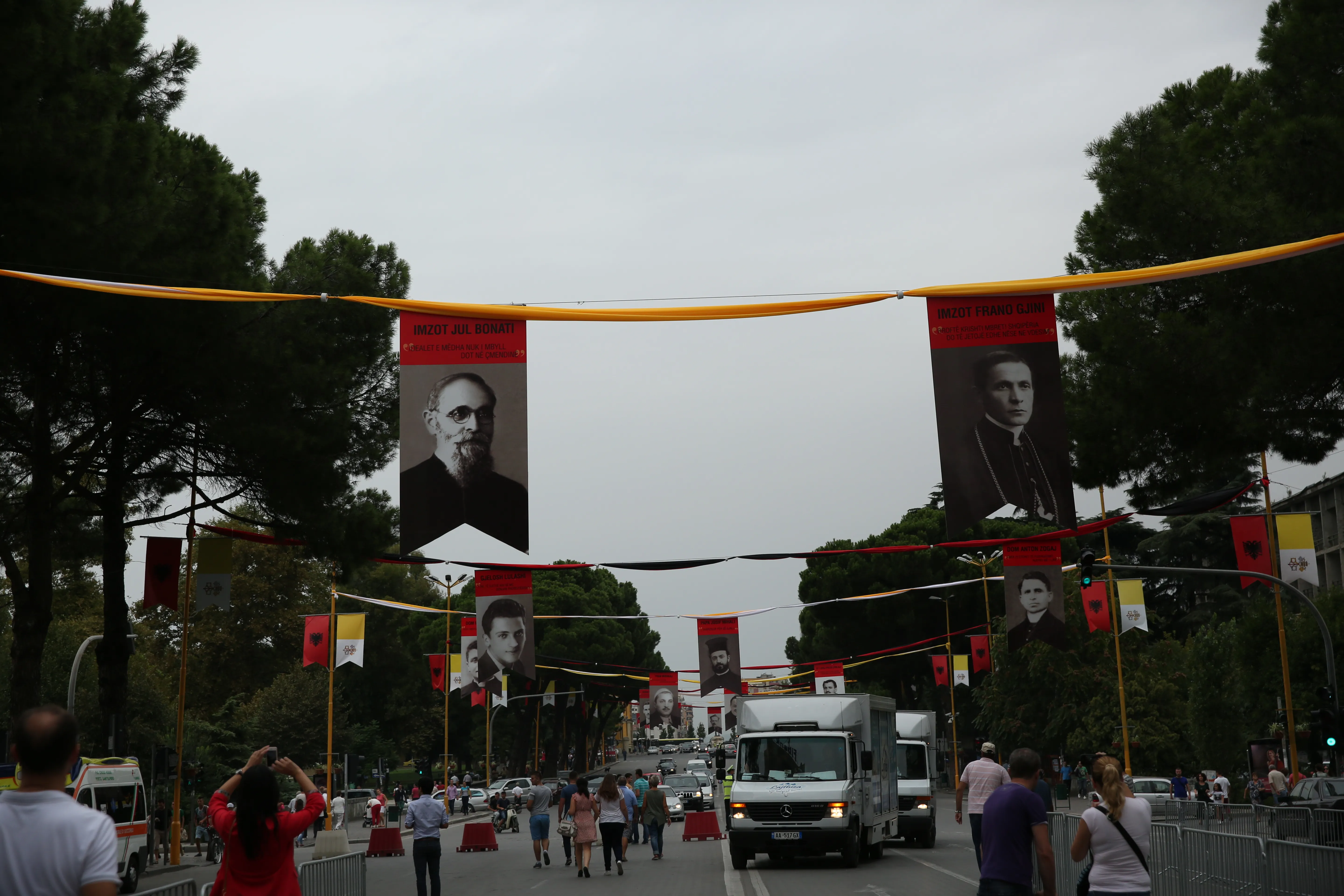 Imágenes de los mártires en Tirana, Albania (Foto Daniel Ibáñez / ACI Prensa)?w=200&h=150