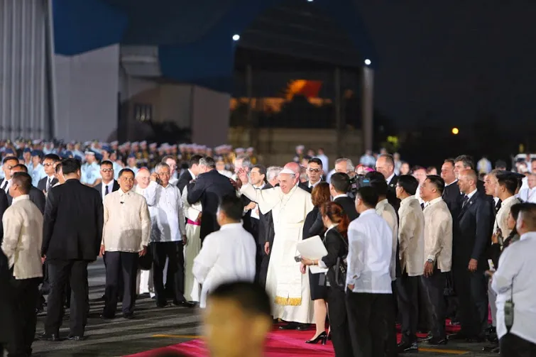 El Papa Francisco al llegar a Manila. Foto: Alan Holdren / ACI Prensa?w=200&h=150