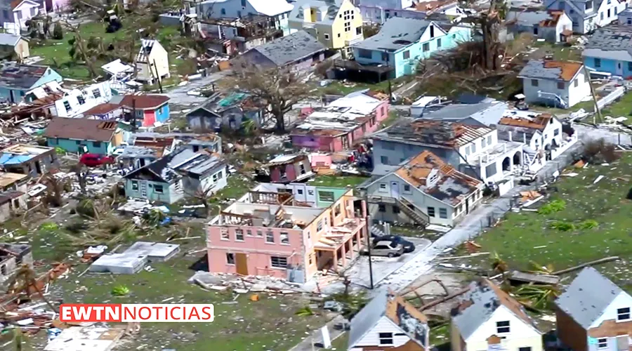 Las Bahamas tras el paso del huracán Dorian. Crédito: Captura de vídeo/EWTN Noticias