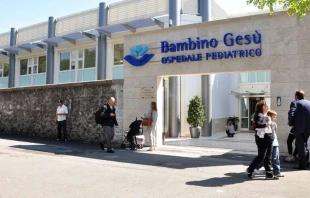 Acceso al Hospital Bambino Gesu00f9. Foto: Hospital Bambino Gesu00f9 