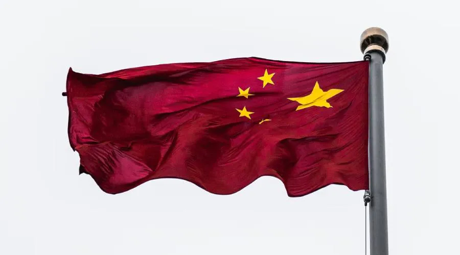 Imagen referencial / Bandera de China. Crédito: Alejandro Luengo / Unsplash.