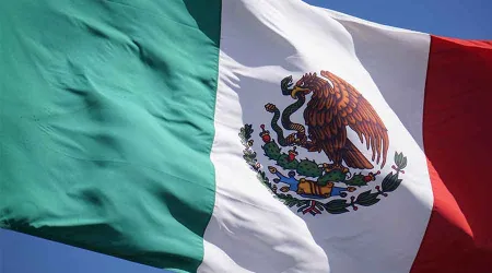 Obispos “abrazan” a México frente a pobreza, enfermedad y violencia