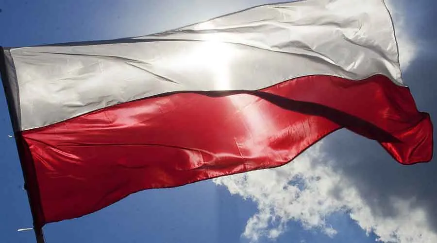 Imagen referencial / Bandera de Polonia. Crédito: Karolina Grabowska / Pixabay.?w=200&h=150