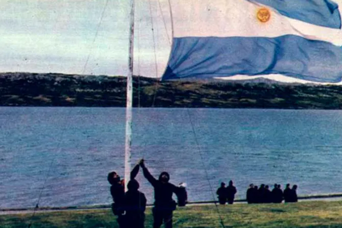 Iglesia en Argentina recuerda a los soldados veteranos y caídos en la Guerra de Malvinas