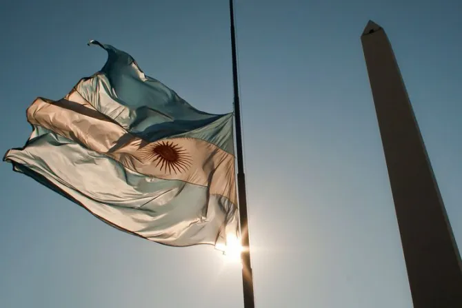 ¿A qué destina la Iglesia en Argentina el dinero que recibe del Estado?
