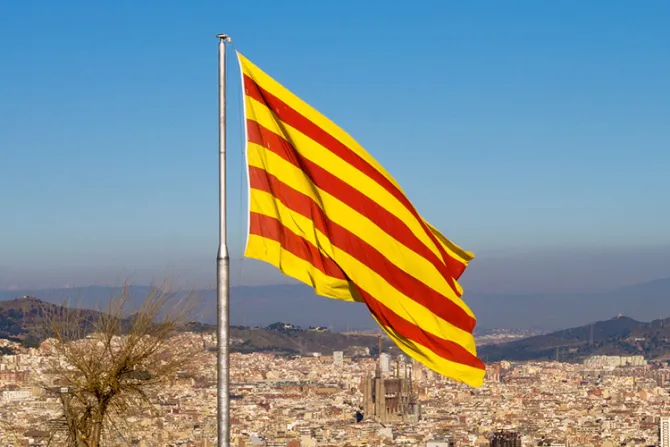 Cardenales de España piden evitar confrontación sobre referéndum en Cataluña