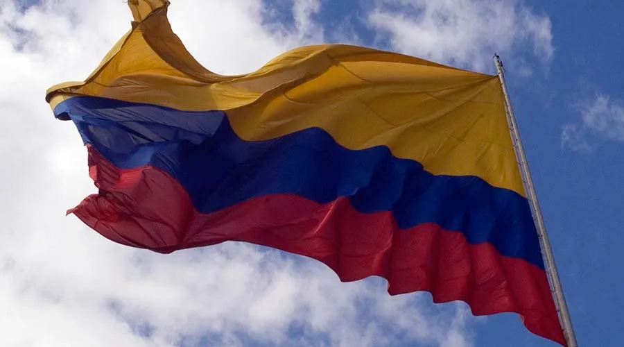 Bandera de Colombia. Foto: Flickr de Politécnico Grancolombiano Departamento de Comunicaciones (CC BY-NC 2.0).?w=200&h=150