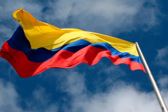 Colombia: Acuerdo sobre víctimas del Gobierno y las FARC es “antesala de la paz”