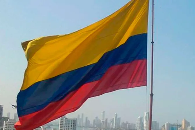 Arzobispo pide a Dios por víctimas de atentado en puesto policial en Colombia