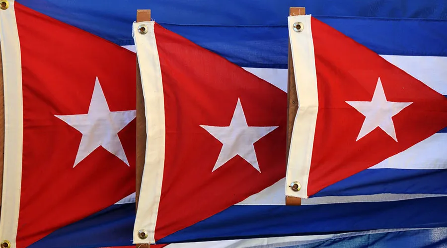 Imagen referencial / Banderas de Cuba. Foto: Flickr Frank Persoon (CC-BY-NC-ND-2.0)?w=200&h=150