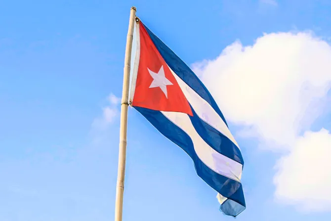 Cuba pasa hambre por el desastre de la empresa estatal socialista, denuncia experto