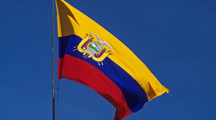 Bandera de Ecuador. Crédito: Flickr Anvitaro (CC BY-NC-SA 2.0)