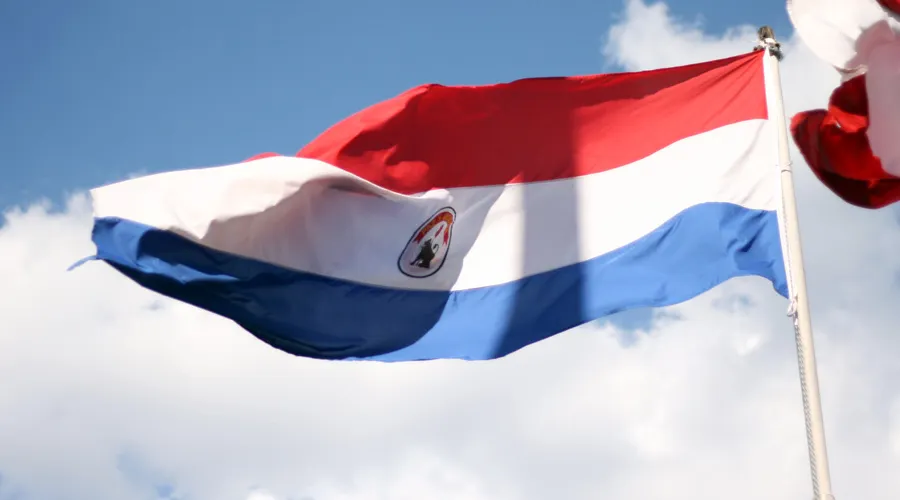 Bandera de Paraguay. Crédito: Flickr Tetsumo (CC BY 2.0)?w=200&h=150