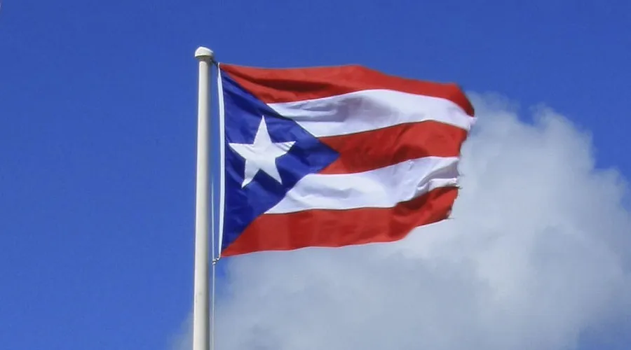 Bandera Puerto Rico. Crédito: Flickr Arturo de La Barrera (CC BY-SA 2.0)?w=200&h=150