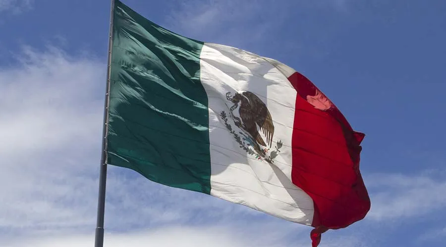 Bandera de México. Foto: PxHere / Dominio público.
