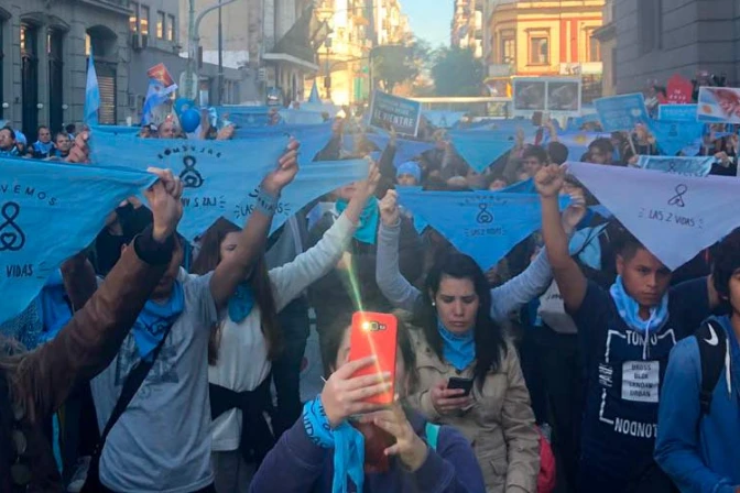 Argentina en alerta por ingreso de discusión del aborto en Código Penal