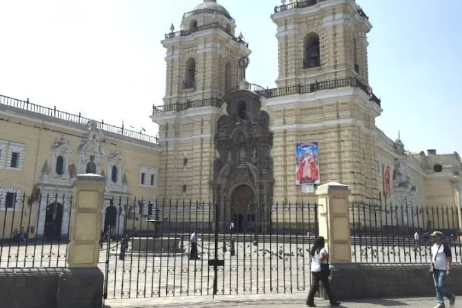 Autoridades se pronuncian por derribo de cerco de histórico templo franciscano