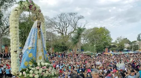 Celebran 119 años de la coronación de Nuestra Señora de Itatí [FOTOS]