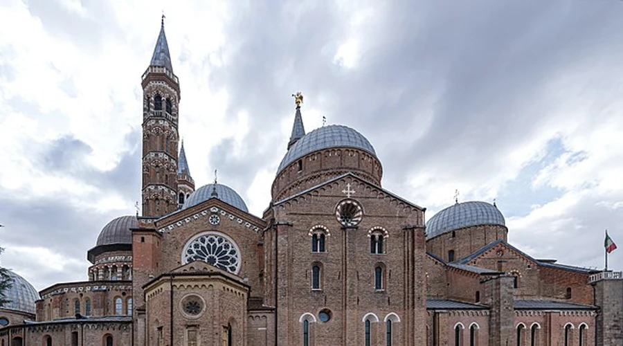 Basílica de San Antonio de Padua. Foto: Jörgens.mi Wikimedia CC BY-SA 3.0?w=200&h=150