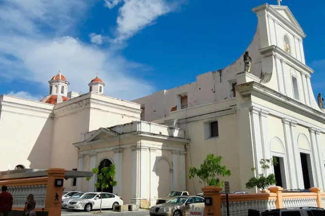 Arquidiócesis de Puerto Rico se declara en quiebra ante controversia por deuda a maestros