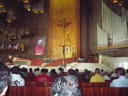 El interior de la Basílica de Guadalupe (foto ACI Prensa)?w=200&h=150