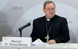 Mons. Georg Bätzing. Crédito: Martin Rothweiler / EWTN TV 
