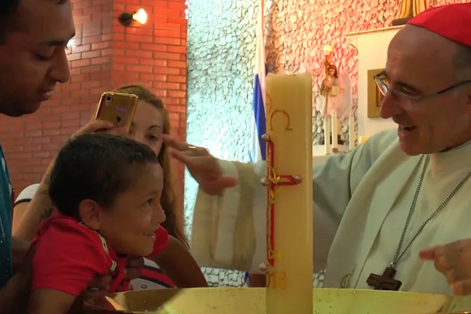 Misiones concluyen con el bautismo de 170 niños en barrio de Uruguay 