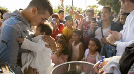 En el día de la Virgen de Guadalupe bautizan a 95 niños en Uruguay