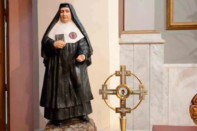 Con gestos misioneros y oración festejarán primer año de beatificación de Madre Catalina